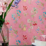 pip-studio-iv-behang-lady-bug-bright-pink-375033-1_gallery_3-1